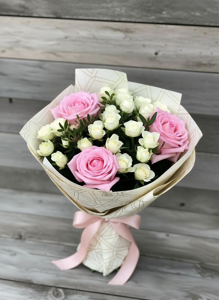 Букет цветов из: Розы в Лаврово