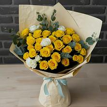 Букет цветов из:  Розы в Лаврово