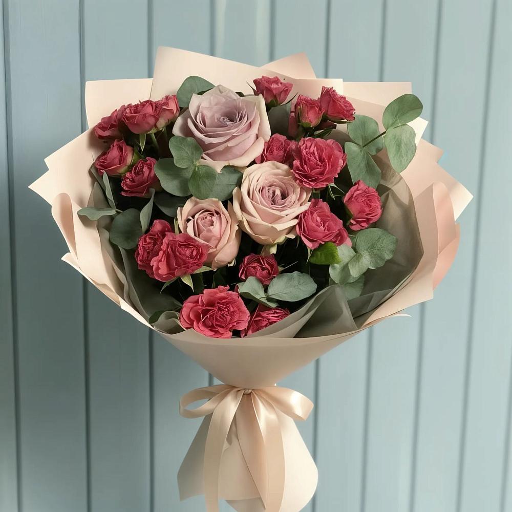 Букет цветов из: Гвоздики и Розы в Лаврово