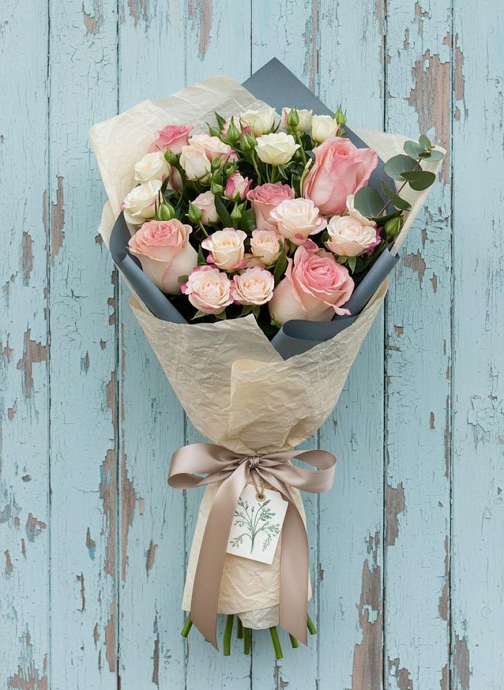 Букет цветов из: Розы в Лаврово