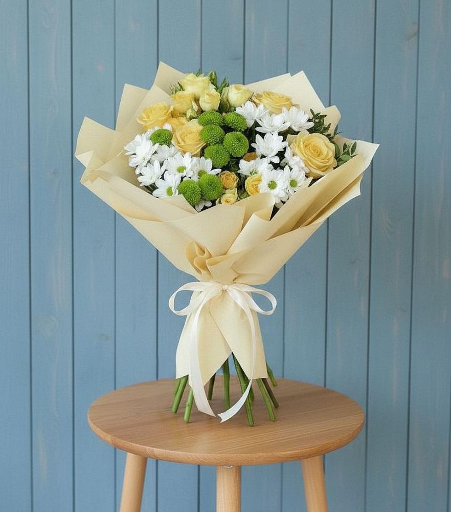 Букет цветов из: Хризантемы и Розы в Лаврово