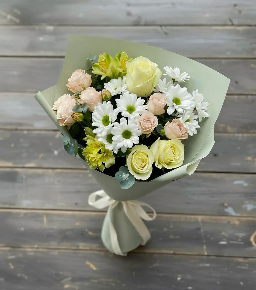 Букет цветов из: Альстромерии, Розы и Хризантемы в Лаврово