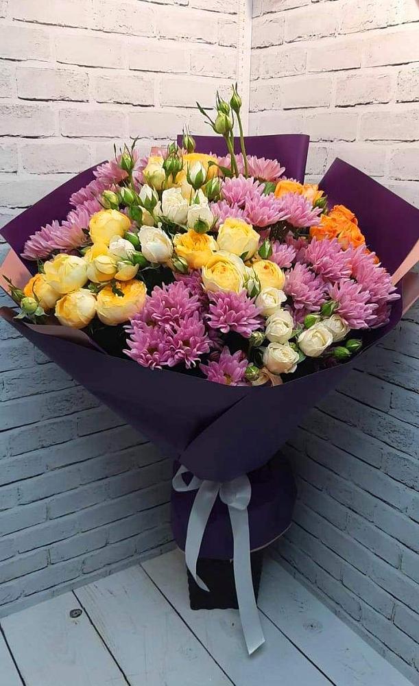 Букет цветов из: Хризантемы и Розы в Лаврово