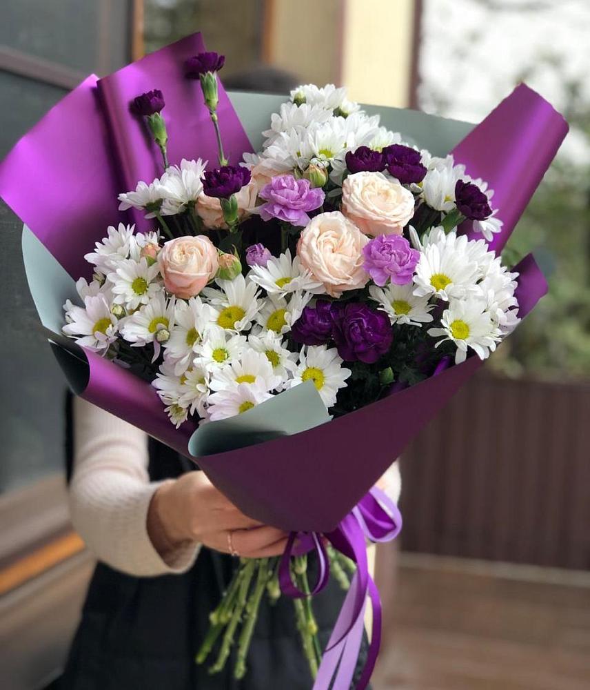 Букет цветов из: Хризантемы, Гвоздики и Розы в Лаврово