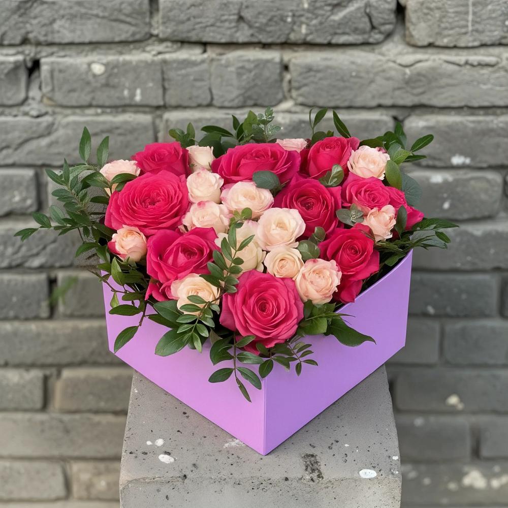 Цветочная композиция из Розы в коробке в Лаврово