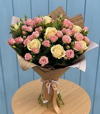 Букет цветов из:  Розы в Лаврово