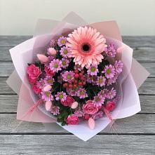 Букет цветов из:  Розы, Герберы и Хризантемы в Лаврово