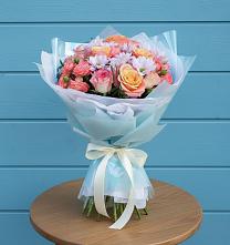 Букет цветов из:  Хризантемы и Розы в Лаврово