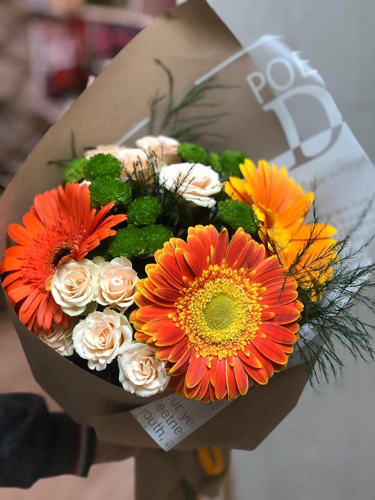 Букет цветов из: Герберы, Хризантемы и Розы в Лаврово