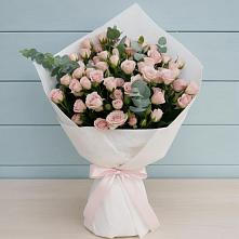 Букет цветов из:  Розы в Лаврово