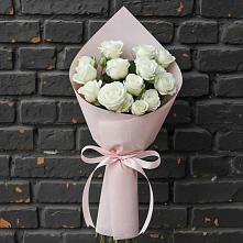 Букет цветов из:  Розы #REPLACE_PRED# Лаврово